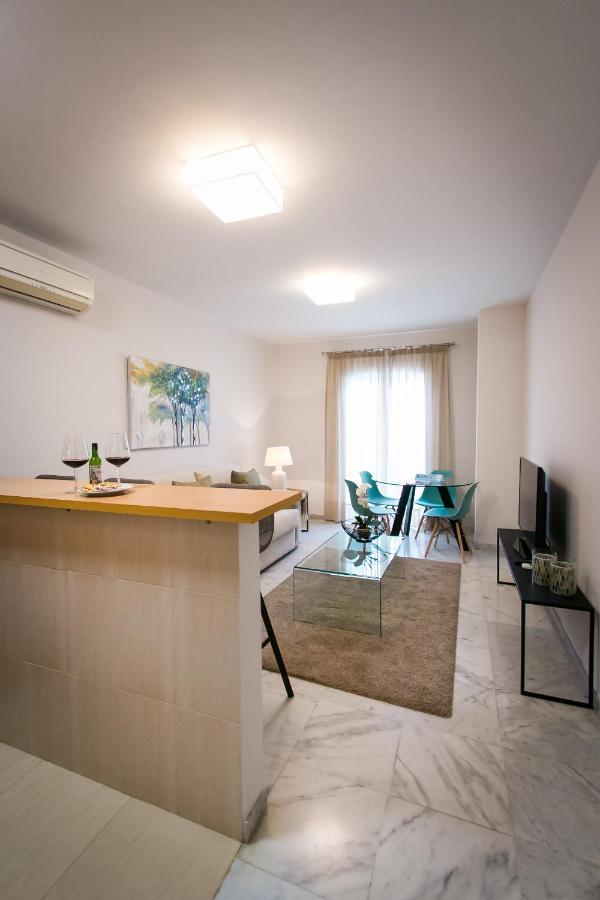 Holidays2Malaga Pena Parking & French Balcony & Smart Tv Zewnętrze zdjęcie