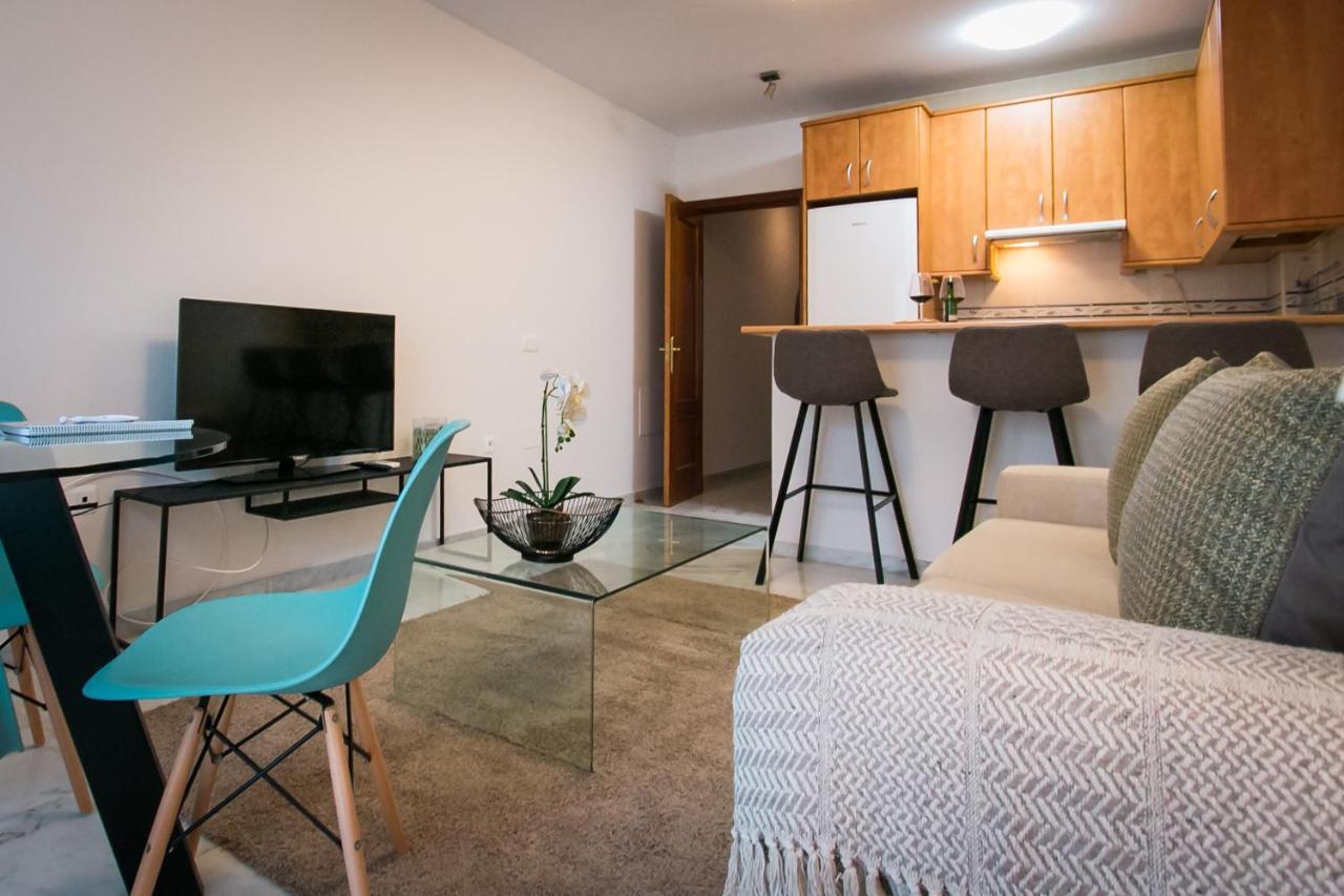 Holidays2Malaga Pena Parking & French Balcony & Smart Tv Zewnętrze zdjęcie